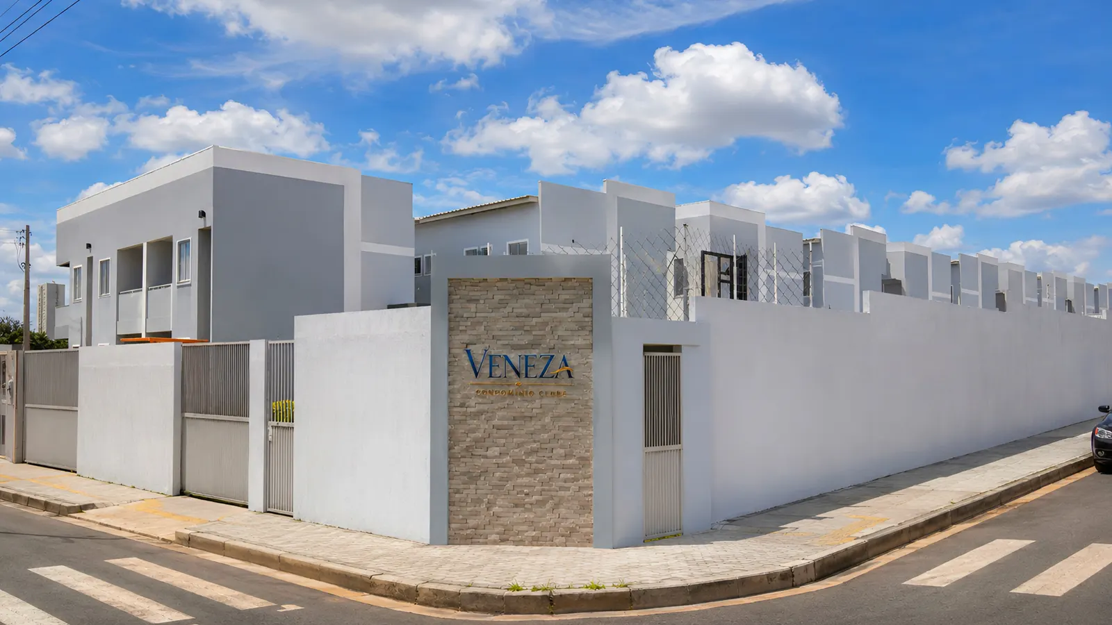 Fachada do Veneza Condomínio Clube